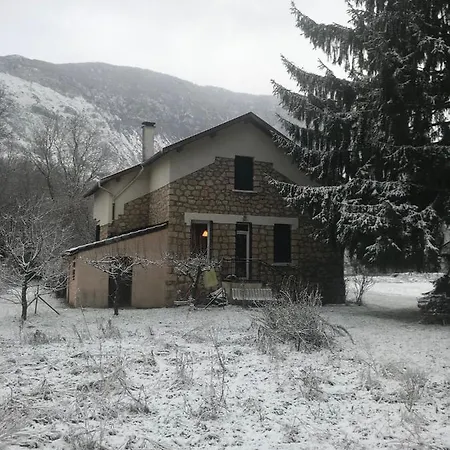 Confort Proche D Ax 3 Domaines *